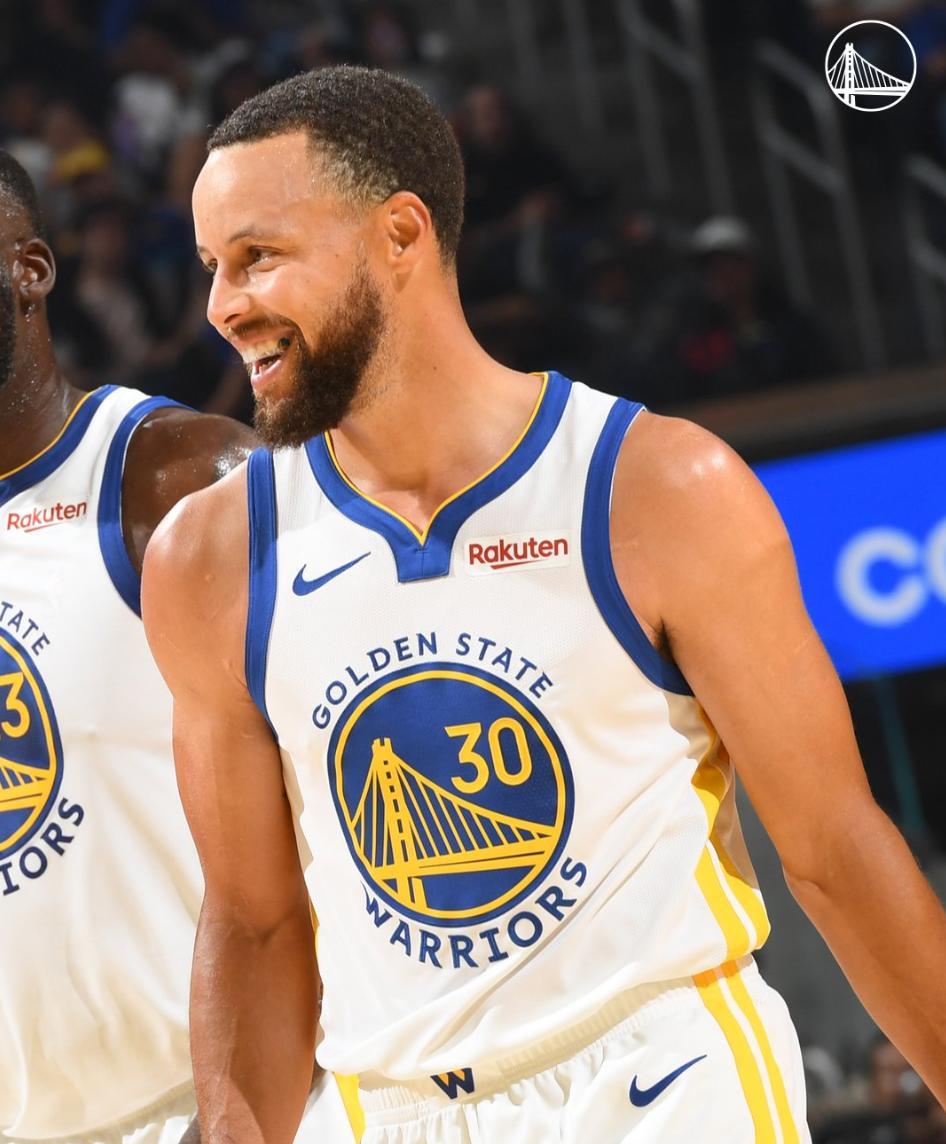 关于库里在法国队比赛中逆转,高光表现引发热议!的信息 关于库里在法国队比赛中逆转,高光表现引发热议!的信息